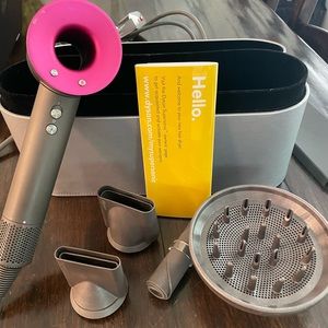 Dyson - supersonic blow dryer